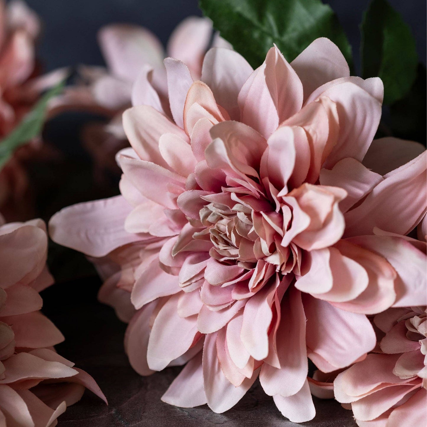 ARTIFICIAL DAHLIA FLAMINGO