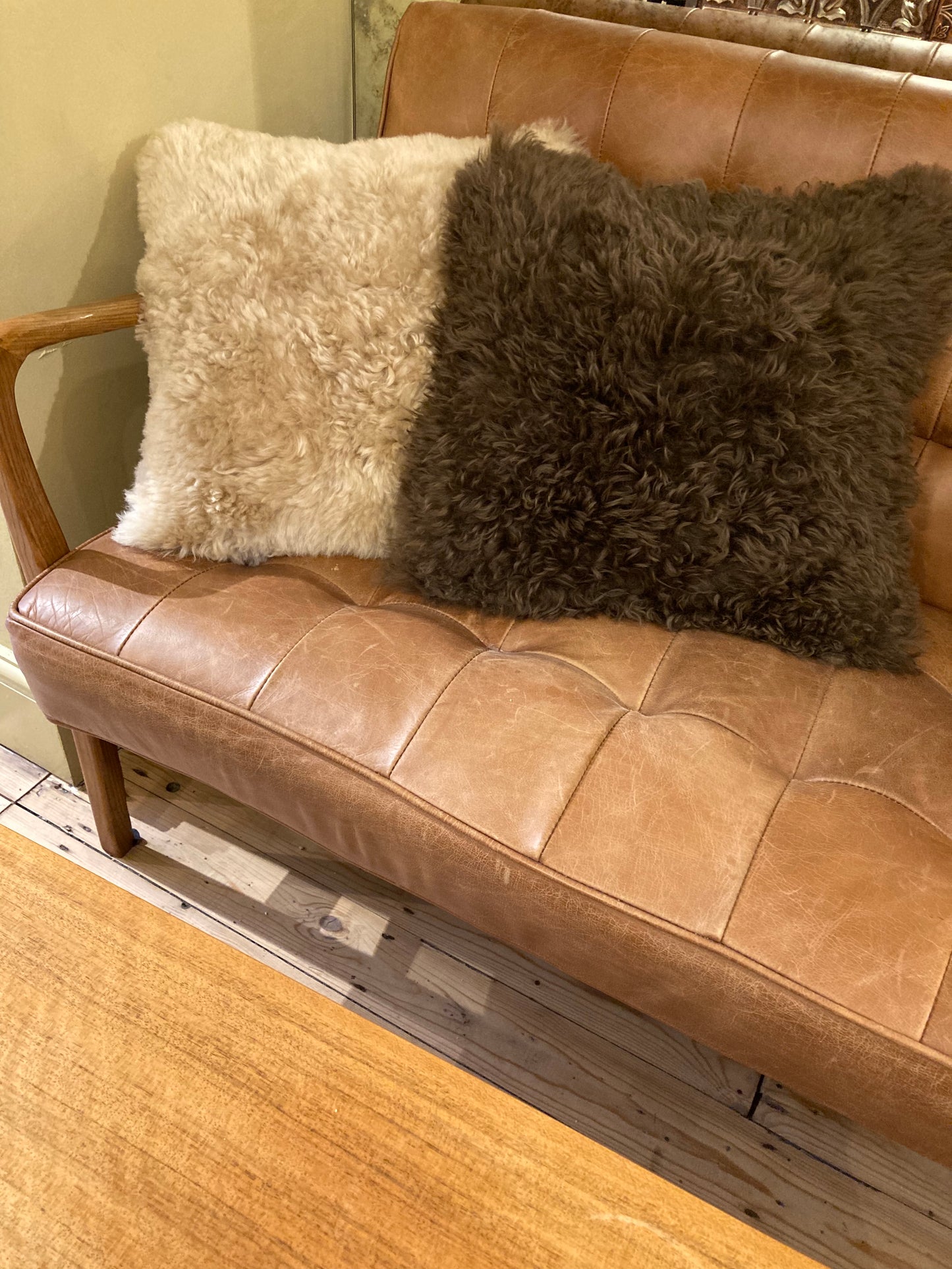 Luxury Shearling Cushion (Mocha)