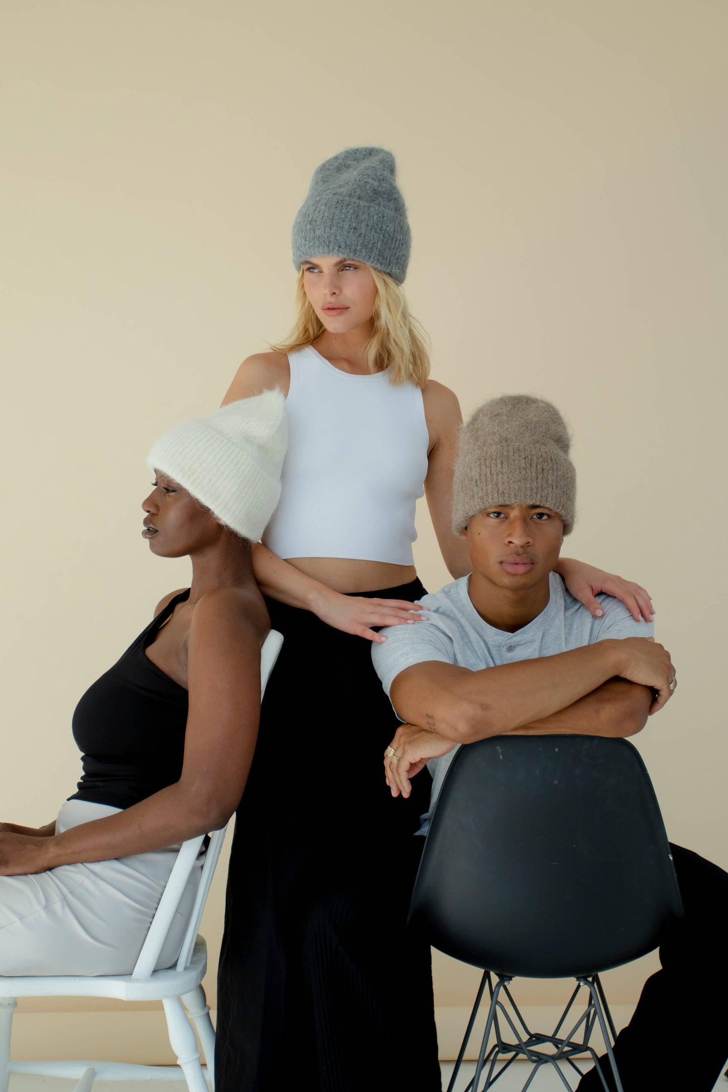 The Alpaca Beanie - Grey - AW23