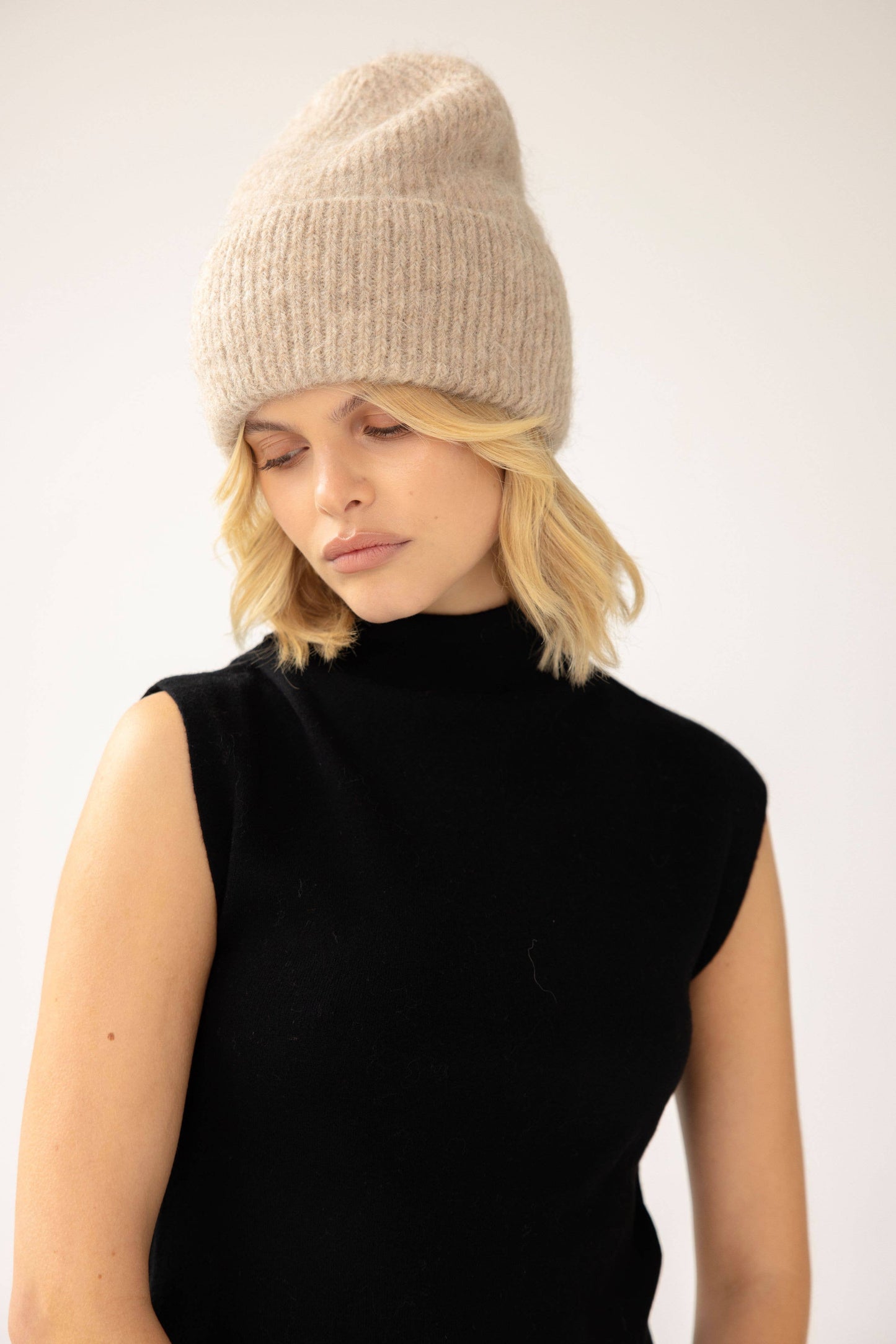 The Alpaca Beanie - Iced Taupe - AW24