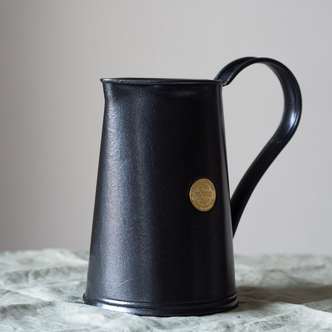 Steel 3 pint jug - Graphite