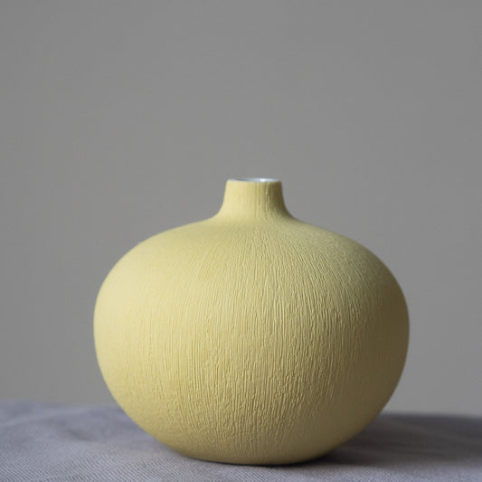 Lindform Bari medium vase - Yellow