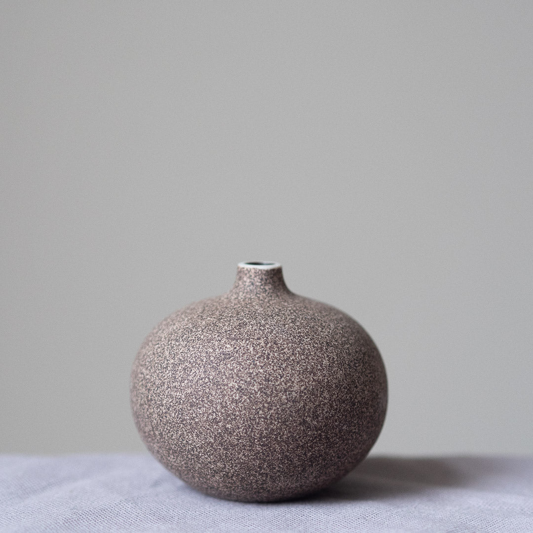 Lindform Bari small Vase (Dark Sand)